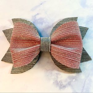 🎀SPARKLY silver and red tinsel hair bow. SPARKLE! Vegan leather. Handmade.
